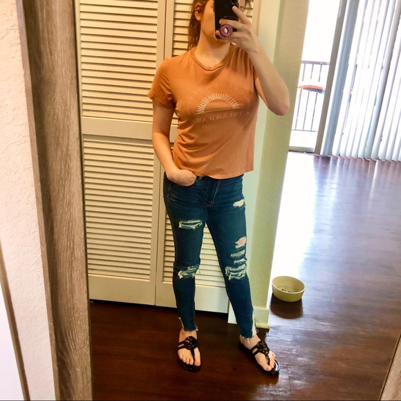 Amuse Society | Sun Island Rum Graphic Tee Small - Picture 5 of 7